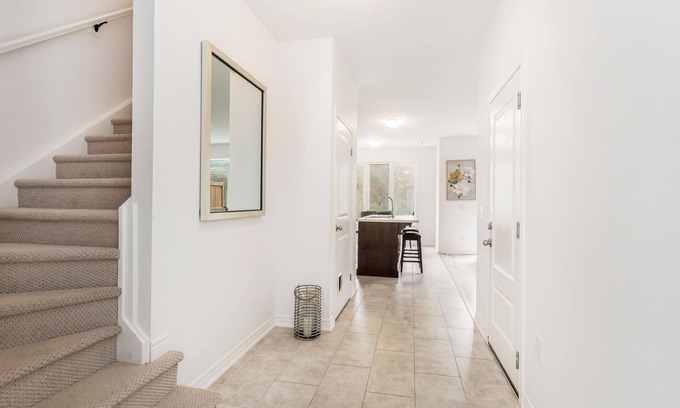 Thorold House | Your Cozy Escape near Niagara Falls