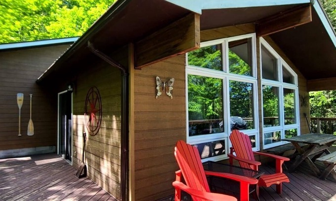 Highlands East Cottage | Your Family Cottage Experience