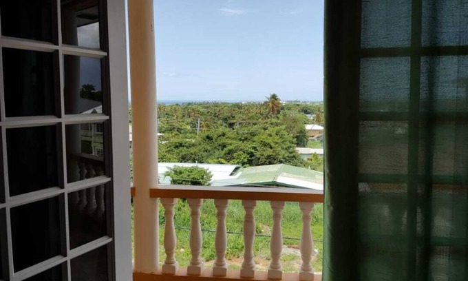 Signal Hill Apartment | Your Favourite Home Away From Home