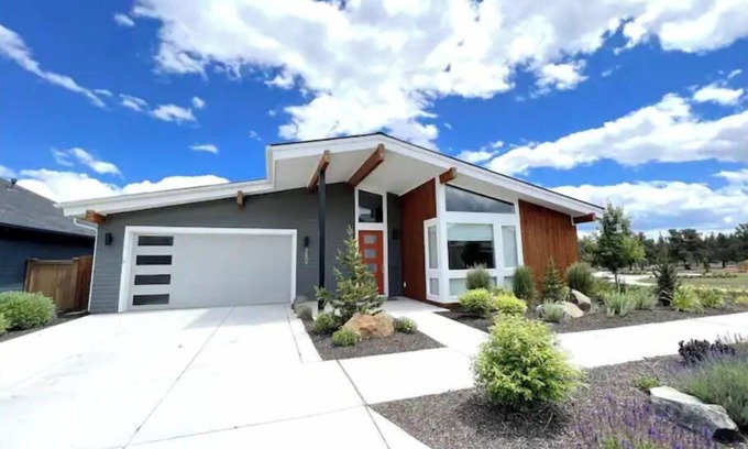 Boyd Acres House | Your Gateway to Adventure and Relaxation!