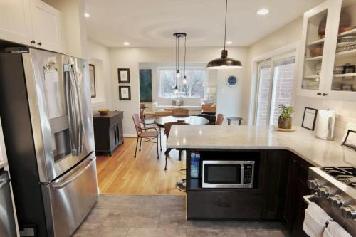 Northeast House | Your Happy Place Entire Home - With Parking
