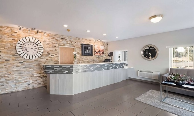 Tri-Cities Resort | Your Home Away From Home! Family-friendly unit w/Kitchen! Near Badger Mountain!