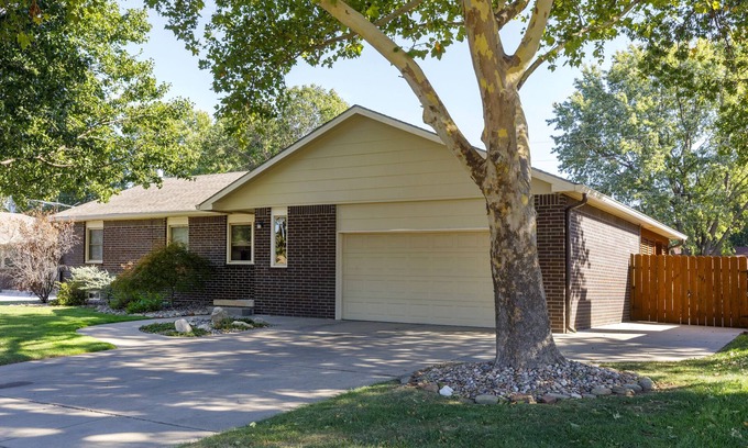 Wichita House | Your Home Away from Home: Retreat Perfect for Large Families and Groups