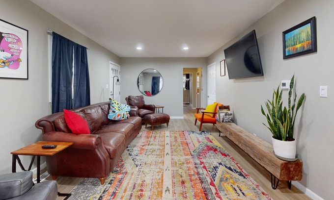 Erie House | Your home away from home in Erie PA
