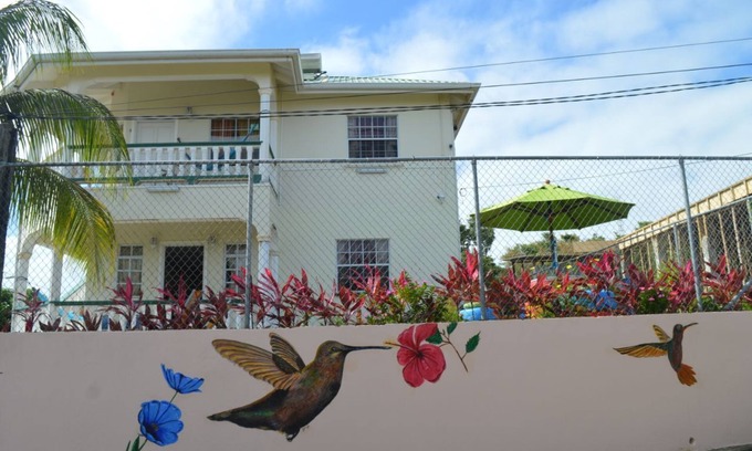 Vieux Fort House | YOUR HOME AWAY FROM HOME