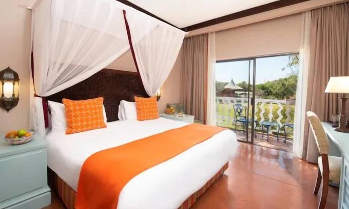 Livingstone Apartment | Your Home Away From Home! 2 Homely Units, Onsite Pool & Spa, Outdoor Adventures!