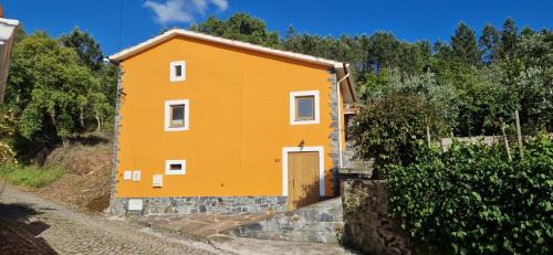 Serta Villa | Your Idyllic Countryside Getaway