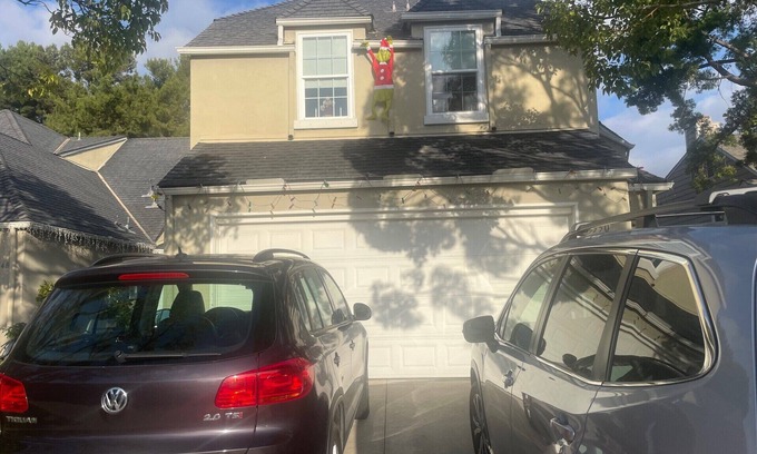Carlsbad House | Your own bedroom/bathroom available in 3 bedroom townhome.