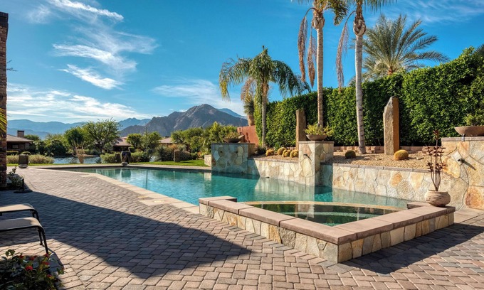 La Quinta House | Your Own Private Oasis in La Quinta