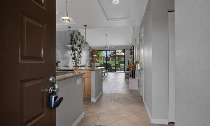 Palm Desert Condo | Your Palm Desert Vacation Getaway at the Palm Valley Country Club is calling!