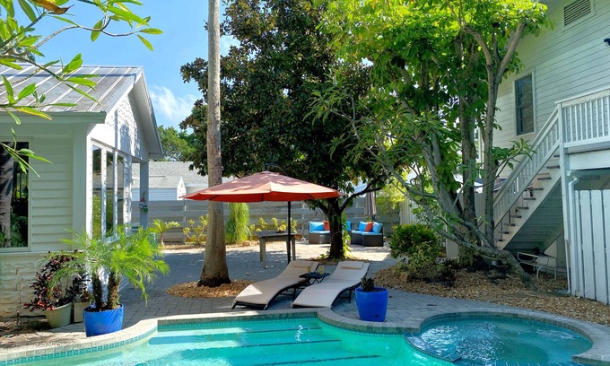 Longbeach Village House | Your Paradise Awaits.