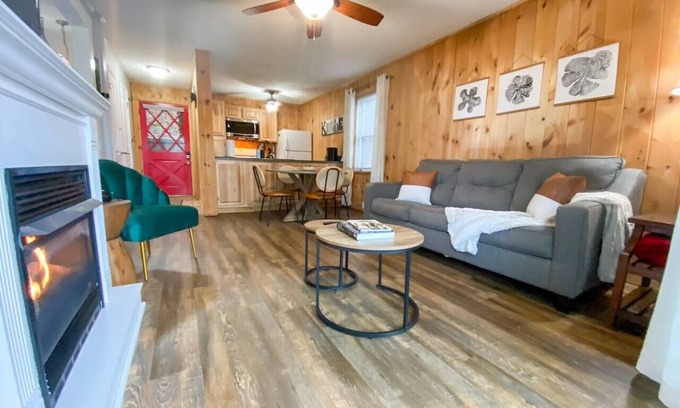 Beech Mountain Apartment | Your Perfect Basecamp for Mountain Adventures!