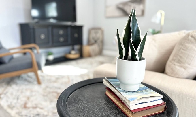Santa Barbara House | Your Perfect Escape in Buellton, in the heart of Santa Barbara Wine Country!
