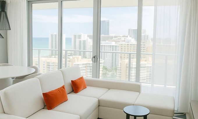 Hollywood South Central Beach Condo | Your Perfect Miami Escape – Steps from the Beach