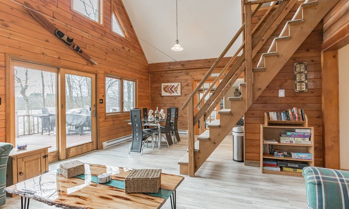 Thompson Cabin | Your Personal Ski & Lakefront GETAWAY!