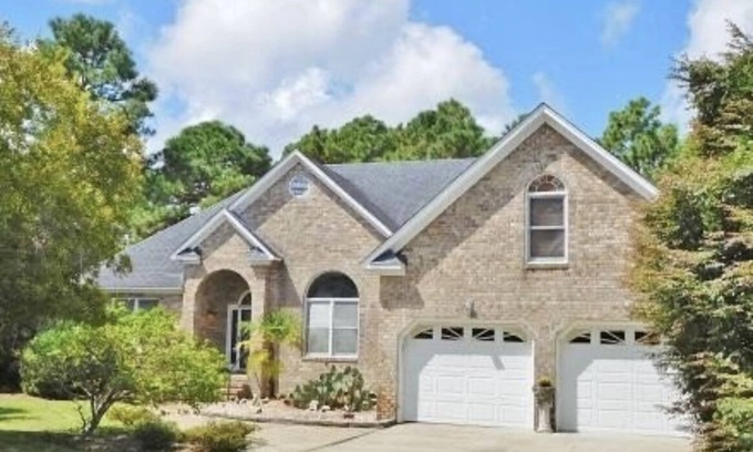 Sea Breeze Apartment | Your private apt studio 5 min drive to the beach! 25 min to Historic Wilmington!