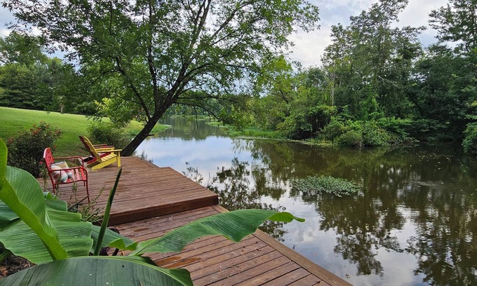 Albemarle House | Your private cove awaits! nRecharge and reconnect on Lake Tillery.