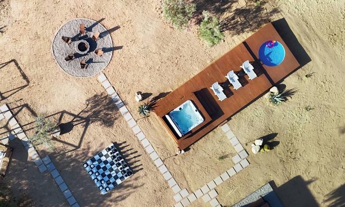 Landers House | Your Private Desert Playground Awaits