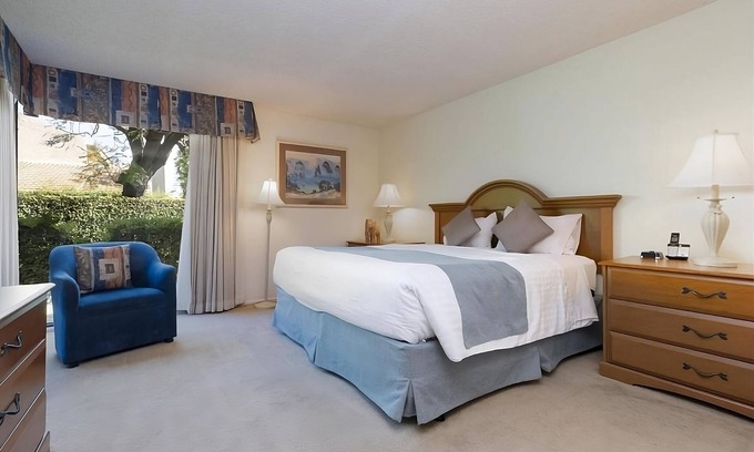 Canyon Corridor House | Your Relaxing Getaway Awaits! Fully-Equipped Kitchen Ideal for Outdoor Explorers