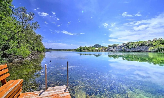 Camp Wood Cabin | Your Summertime Oasis - Cool DEEP water - PRIVATE water access