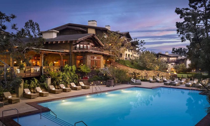 Torrey Pines Hotel | Your Ultimate Golf Getaway! Outdoor Pool, Pets Allowed, Close to Blacks Beach!