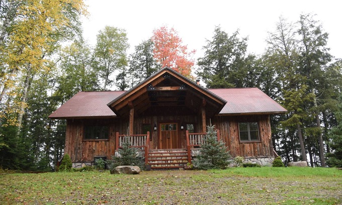 Presque Isle Cabin | Your Up North Getaway