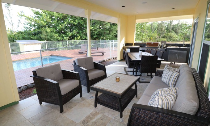 Keaau House | Your Very Own Private Hawaiian Resort - Top-Rated, Fully STVR Permitted