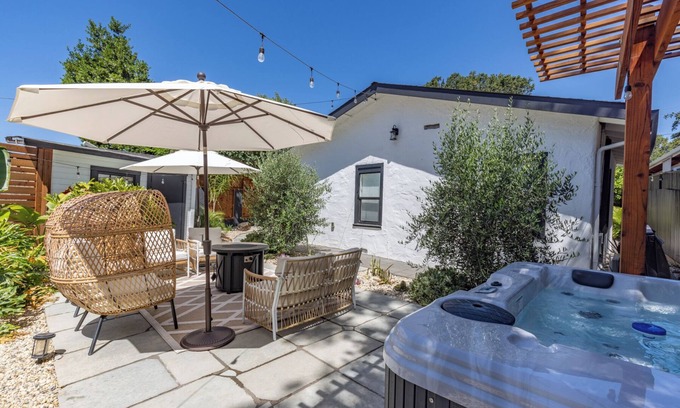 Boyes Hot Springs House | Your wine country getaway!
