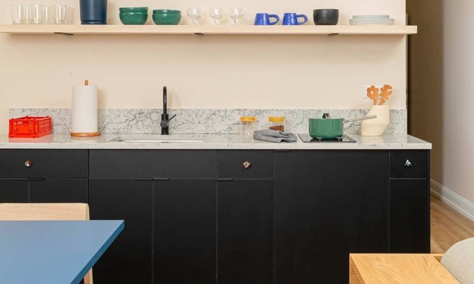 Queen Village Apartment | Yowie - Suite 204 Stunning One Bedroom King