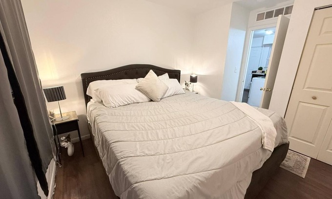 Ypsilanti Apartment | Ypsilanti Apartment near hospital/university; UM-Ann Arbor, EMU, WMU