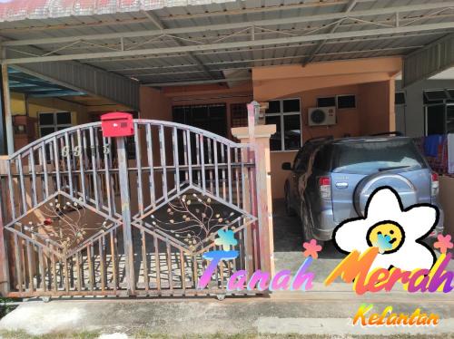 Kampung Jelatok House | Yuna Homestay