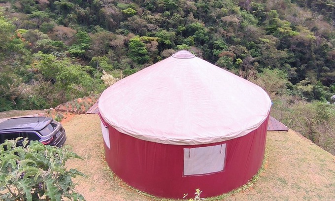 Araras Ski Chalet | Yurt in Vila de Secretario with private river