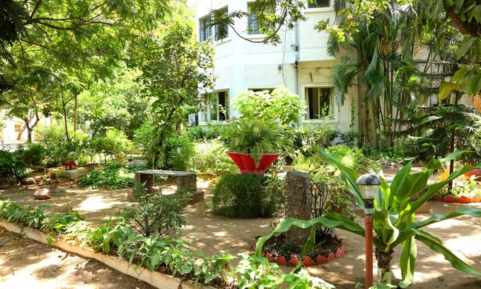 Periamet Hotel | YWCA International Guest House
