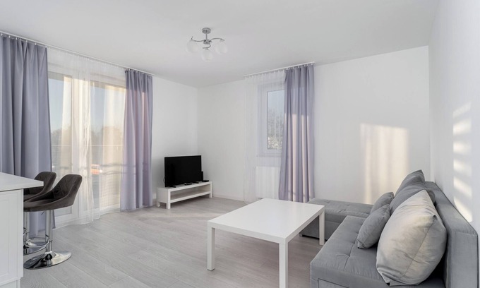 Podgorze Apartment | Złocień Bright Apartment