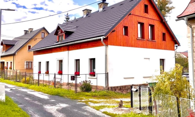 Mlade Buky Apartment | Za řekou