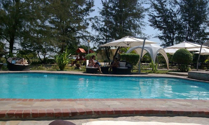 Quelimane Cabin | Zalala Beach Lodge