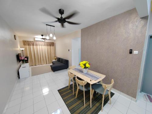Bukit Serindit Apartment | Zanayra Homestay