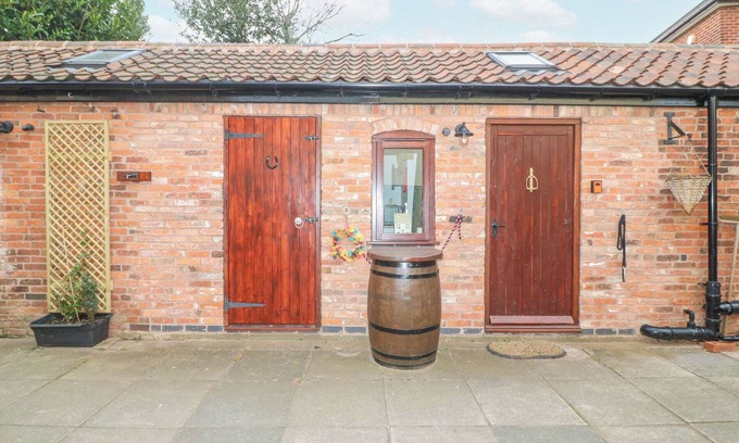 Edwinstowe Cottage | ZANDER'S CAVE in Edwinstowe