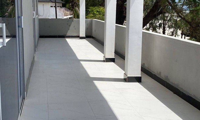 Uroa Apartment | Zanzibar Bliss – Uroa Beachfront 2BR Retreat with Balcony & WiFi