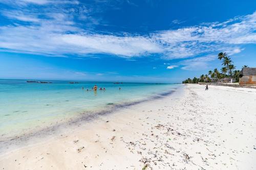 Bwejuu House | Zanzibar Dream Villa & Guest Rooms