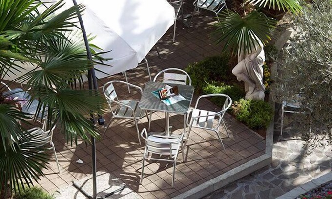 Suzzara Bed & Breakfast | Zara Rooms & Suites
