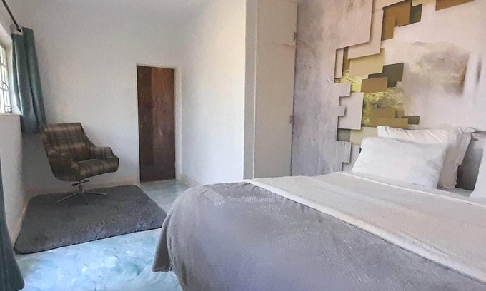 Chinhoyi Bed & Breakfast | Zebras Dazzle B&B | Room 24 | Fresh, light & natural