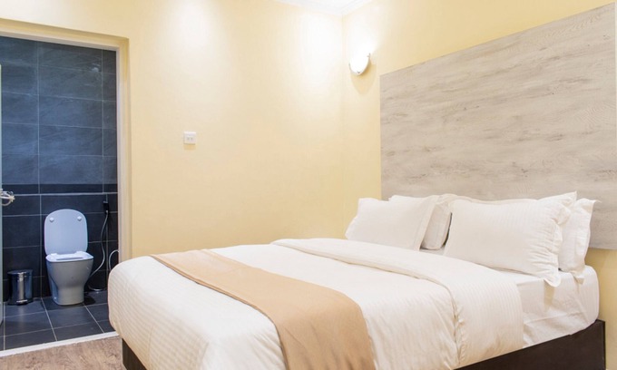 Narok Hotel | Zebu Lodge And Luxury Hotel