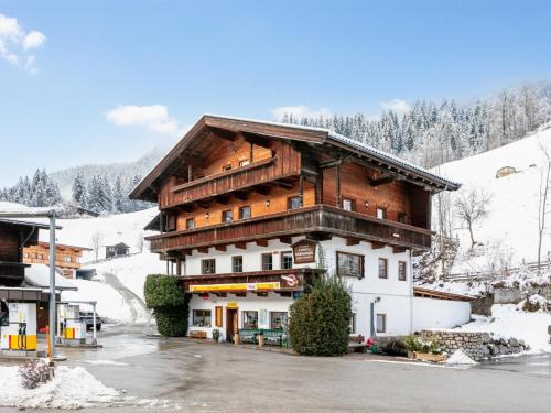 Alpbach House | Zellner Top 9