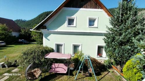 Kralova Lehota House | Zemianska Kúria Vachtár