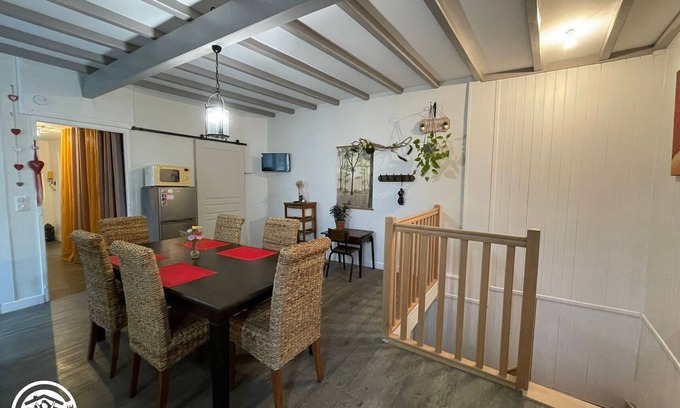 Saint-Hilaire-des-Loges Apartment | Zen and Comfort Cottage in South Vendée near Marais Poitevin Natural Park