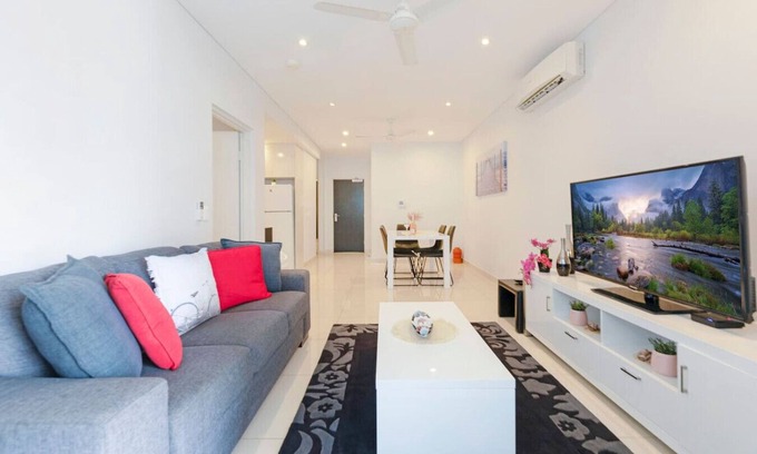 Darwin City Centre Condo | ZEN Central Bliss 2BR Holiday Retreat in the CBD