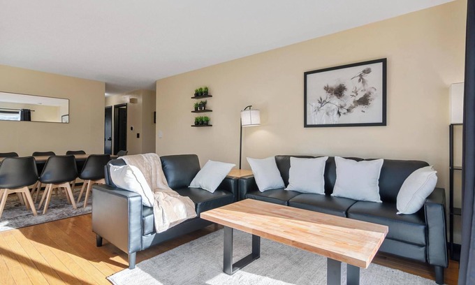 Cottage Grove House | Zen Den Oasis: Retreat in Nature, 4-Bedroom Home on 10 Acres of Private Land