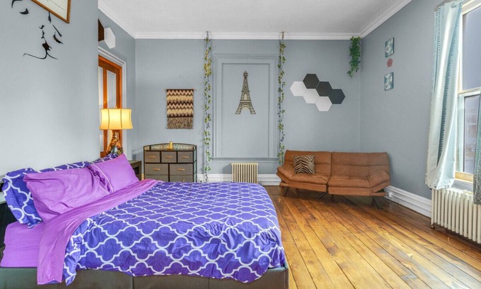 Hartford House | Zen Historic Manor Hartford CT - Perfect for Hospital Visits - Spacious - Free Parking + Wifi