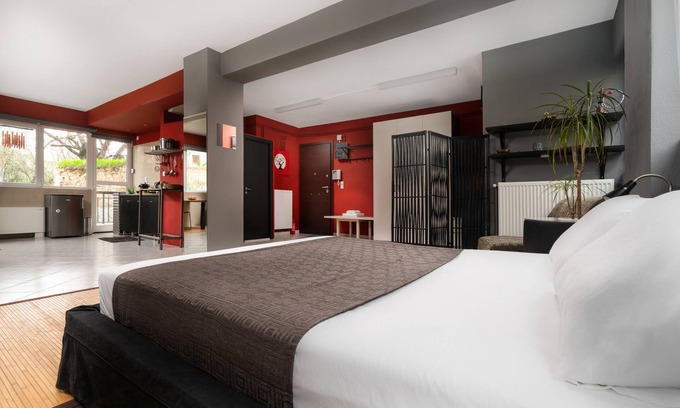 Kerameikos Apartment | Zen loft in downtown-Gazi